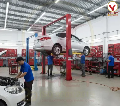 So Sánh Cầu Nâng Cắt Kéo Và Cầu Nâng 2 Trụ