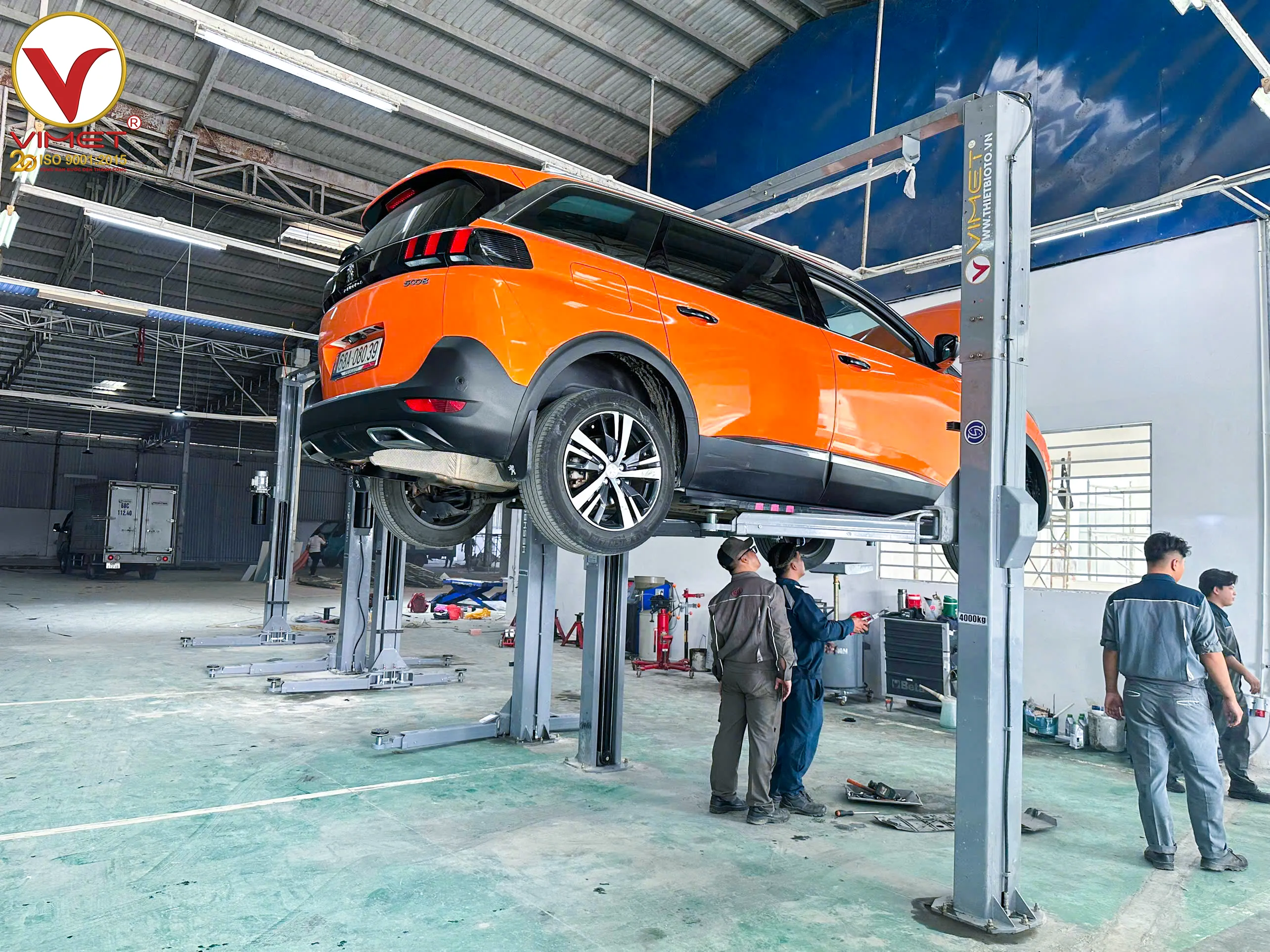 cách sử dụng cầu nâng 2 trụ
