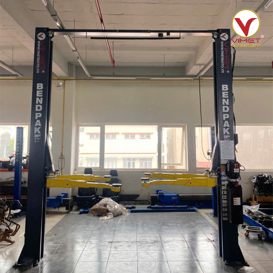 Cầu nâng 2 trụ 1 pha BENDPAK 10AP - ảnh thực tế 4